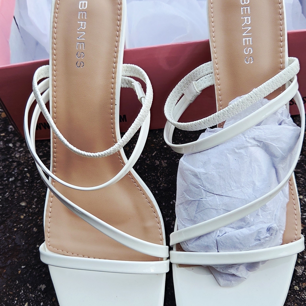 White Strappy Square-Toe Women's Sandals